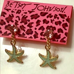 🌺 Starfish & Crystal Dangle Earrings